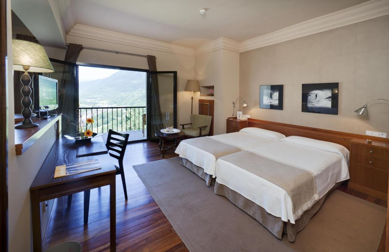 Parador De Vielha Zewnętrze zdjęcie
