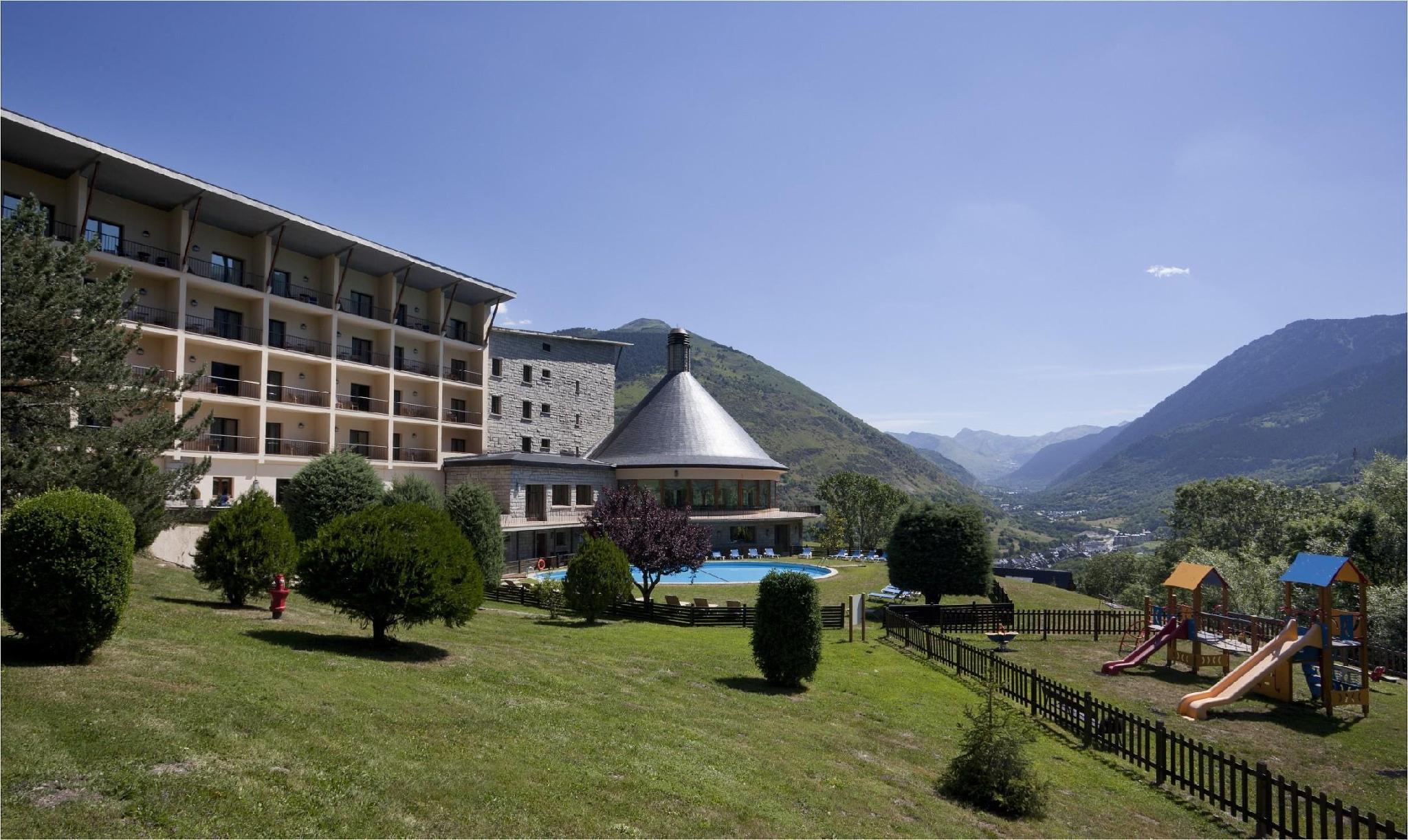 Parador De Vielha Zewnętrze zdjęcie